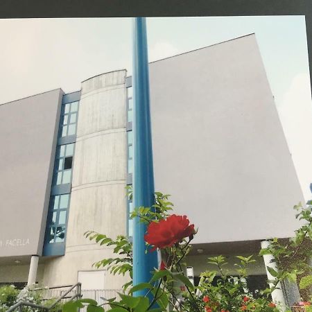 브레시아 Casa Marcolini Facella 아파트 호텔 외부 사진